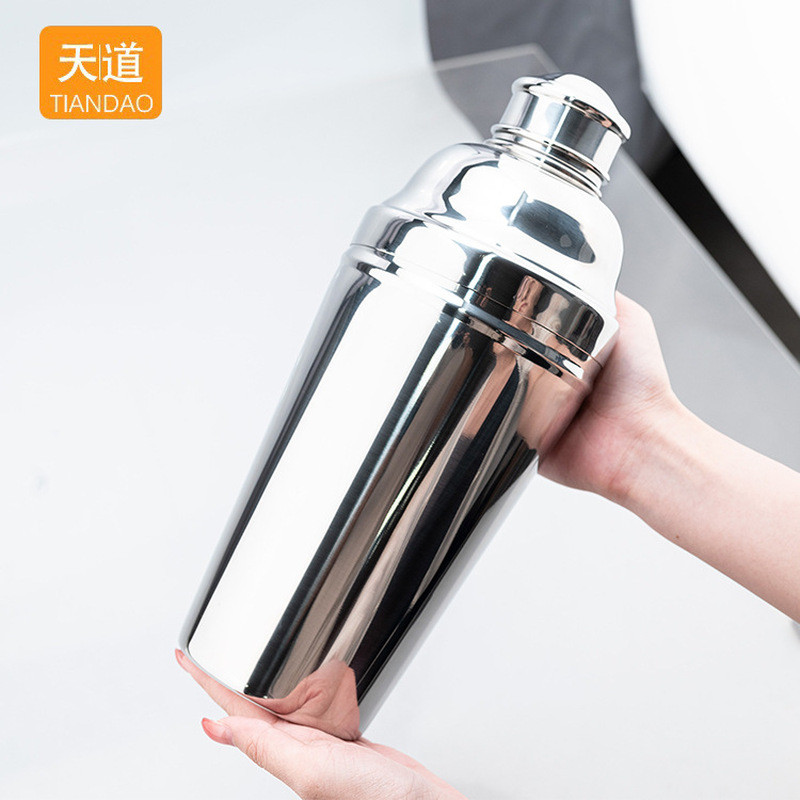 ขนาดใหญ่ Shaker Shaker 1.8L Shaker Shaker Shaker Shaker Bar Shaker ชุดไวน์สแตนเลส Hand Shaker