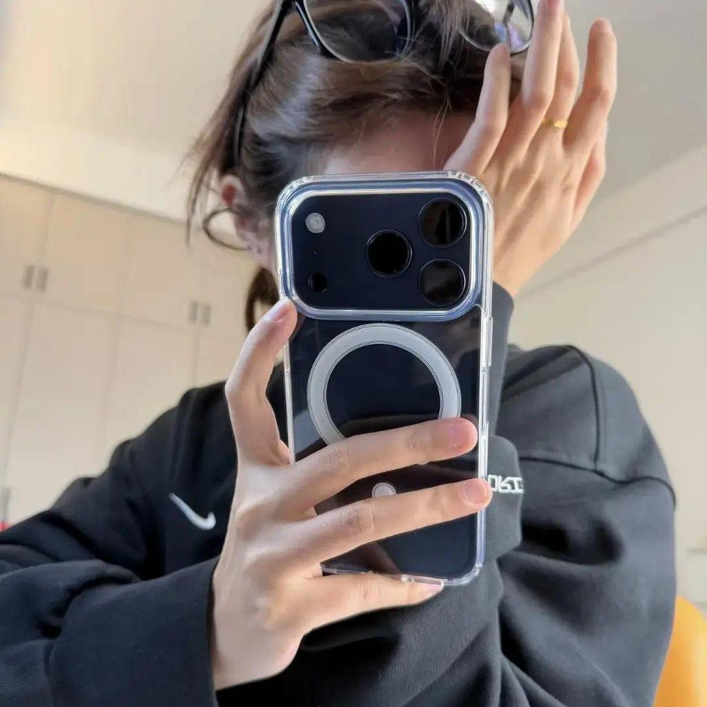 เคสแม่เหล็กใสกันกระแทกสำหรับ iPhone 17/17 Air/17 Pro/17 Pro Max รองรับชาร์จไร้สาย วัสดุ PC แข็งแรง