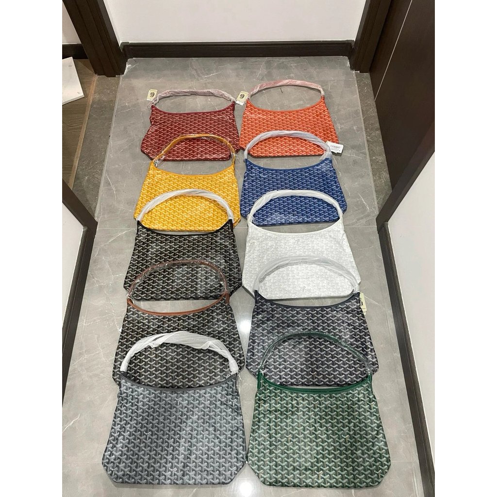 New Goya hobo Ten Colours Ready Stock
Old Channel Bag hobo Stray Bag Underarm Bag สีน้ําตาล
คุณภาพดี