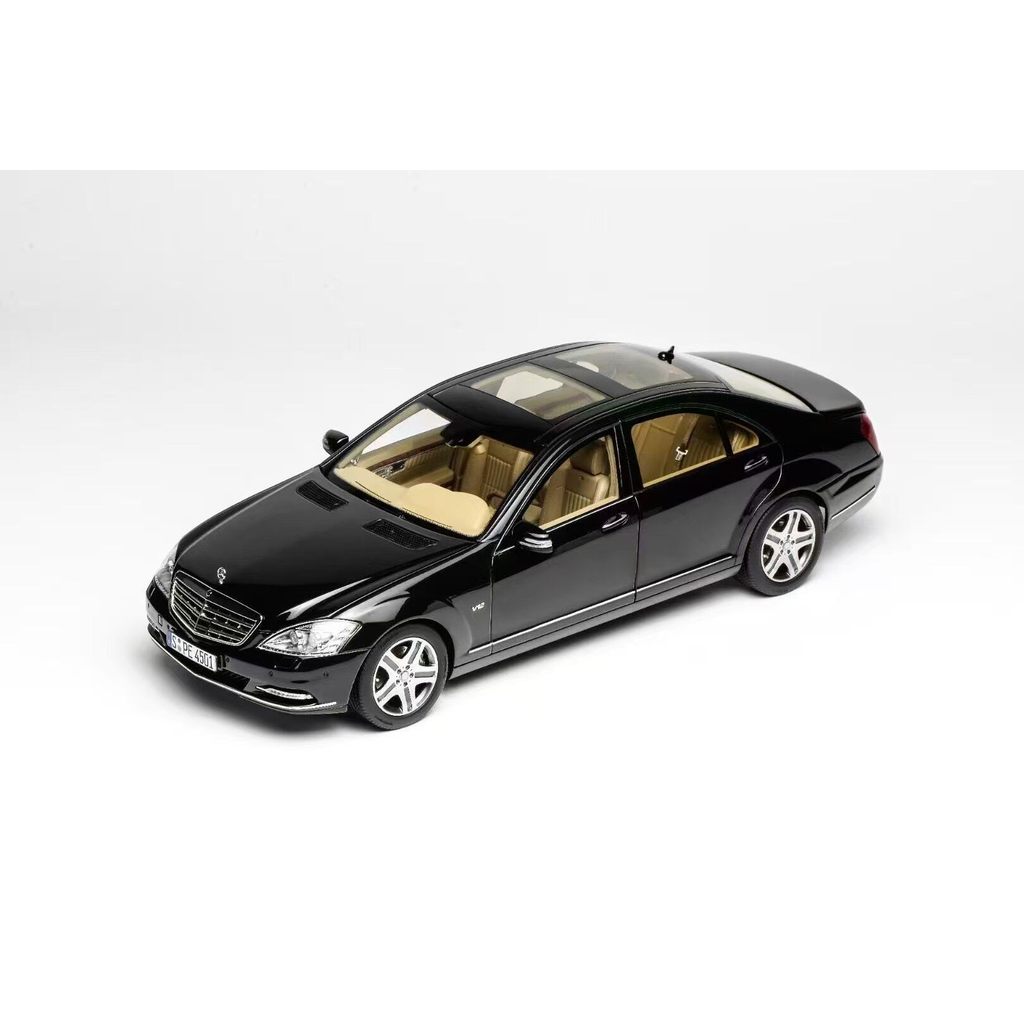 [คลังสินค้าพร้อม 1] ผลิตภัณฑ์ผม อา ใหม่ อา ขาย!MOTORHEIX 1/18 Alloy Ah Kaiquan รถยนต์ Ah รุ่น Ah Mer