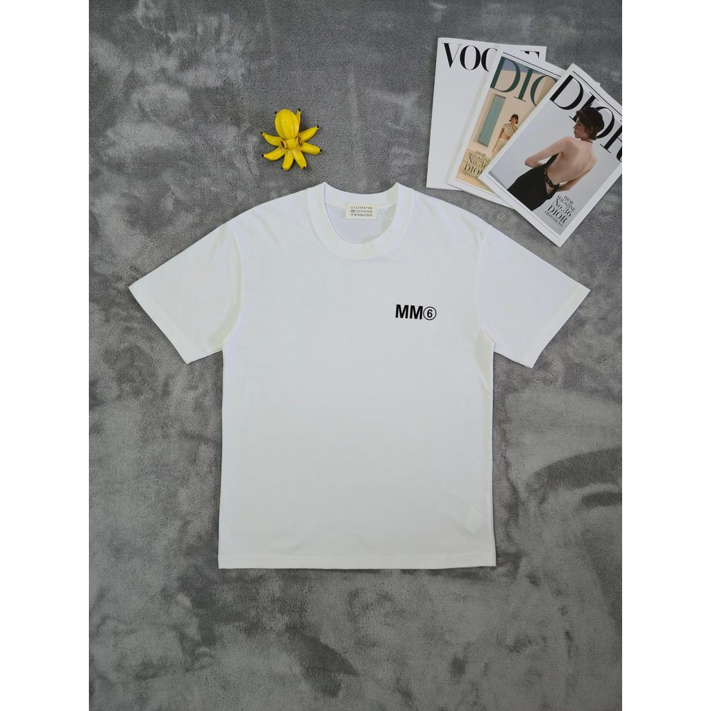 เสื้อยืดแขนสั้น Maison Margiela-MM6 แบบใหม่ ฤดูใบไม้ผลิ สำหรับผู้ชายและผู้หญิง ใส่สบาย สามารถสวมใส่ไ