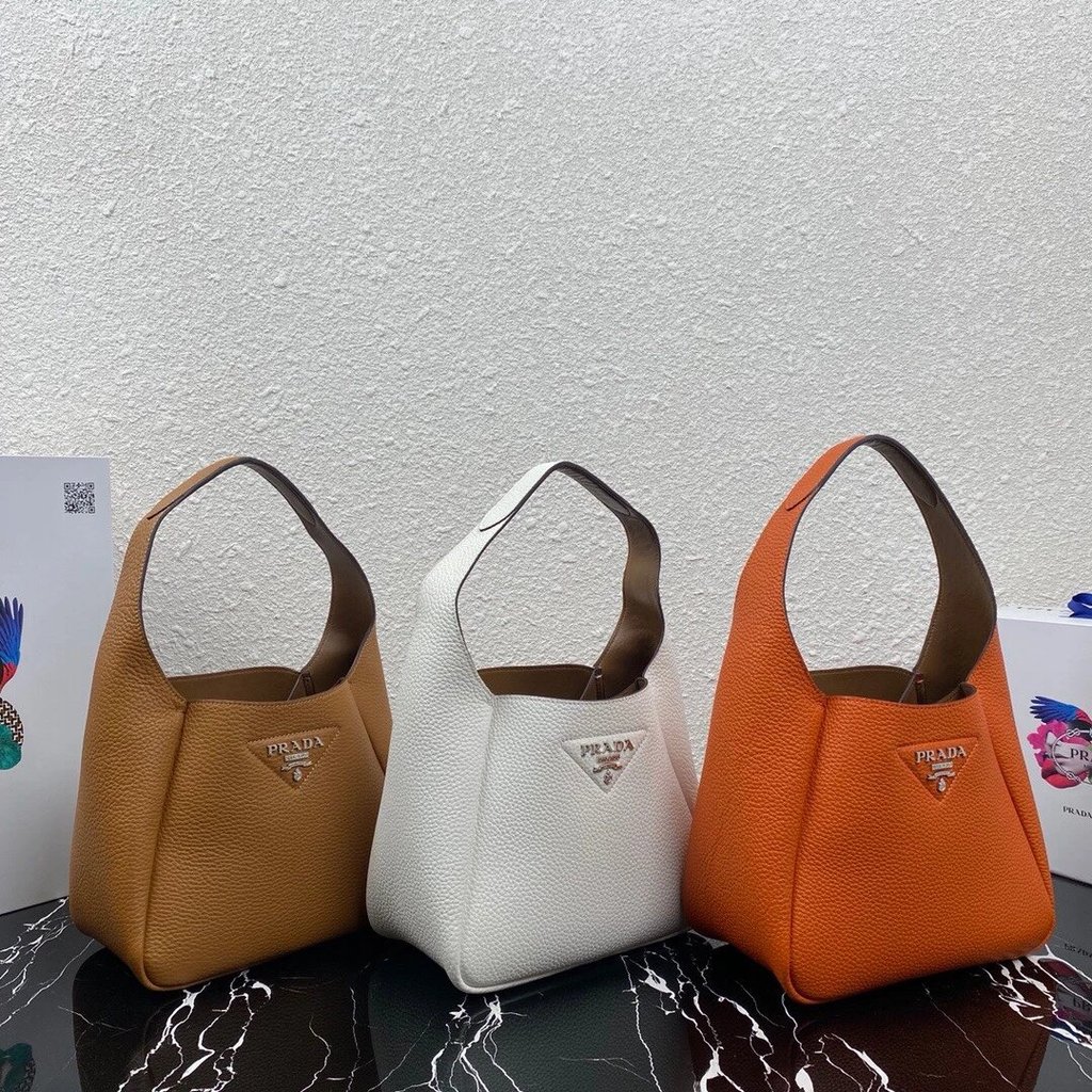 Prada กระเป๋าสะพายข้างแบบตะกร้า สำหรับผู้หญิง