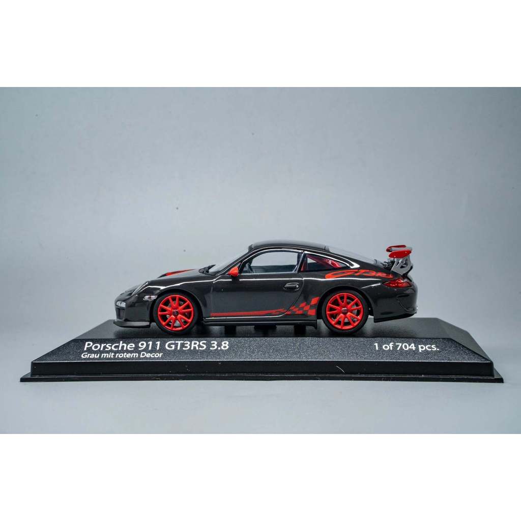 1/43 Mini Cut Porsche 911 gt3rs 3.8 เกือบใหม่เอี่ยมพร้อมผื่นจัดส่งฟรี