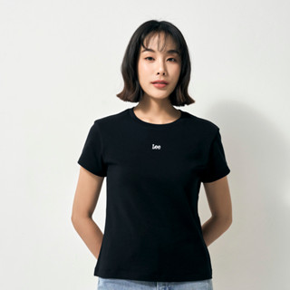 LEE เสื้อยืดแขนสั้นผู้หญิง คอลเลคชั่น Lee Pink รุ่น LE F324W…