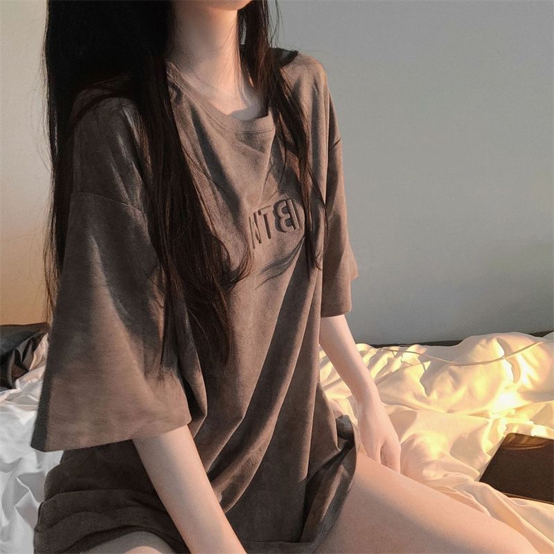 เสื้อเชิ้ตแขนสั้นคอกลมทรงหลวมใส่สบายสไตล์เกาหลี