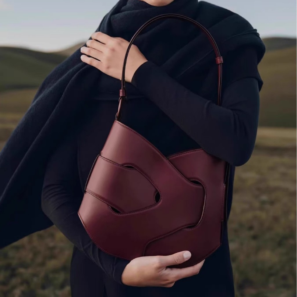 Polene Kink Bag หนังแท้ Nodd20251222