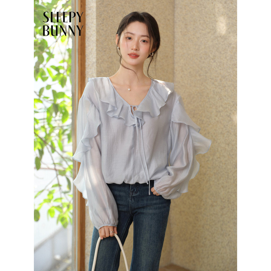 SLEEPY BUNNY เสื้อทูนิกผู้หญิงสไตล์เรียบหรู มีชายระบายและปกแบบผูกโบว์ เสื้อแขนยาวนุ่มสำหรับสวมใส่วัน