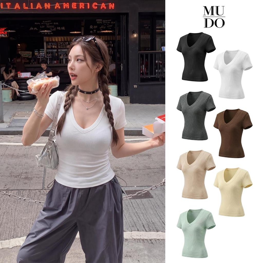 MUDO เสื้อแขนสั้นคอวีตัดไหล่ตรงสไตล์เกาหลีผู้หญิงสีพื้นเรียบหรูเกรดพรีเมียม ผ้านุ่มนวลสบายตัว #1014