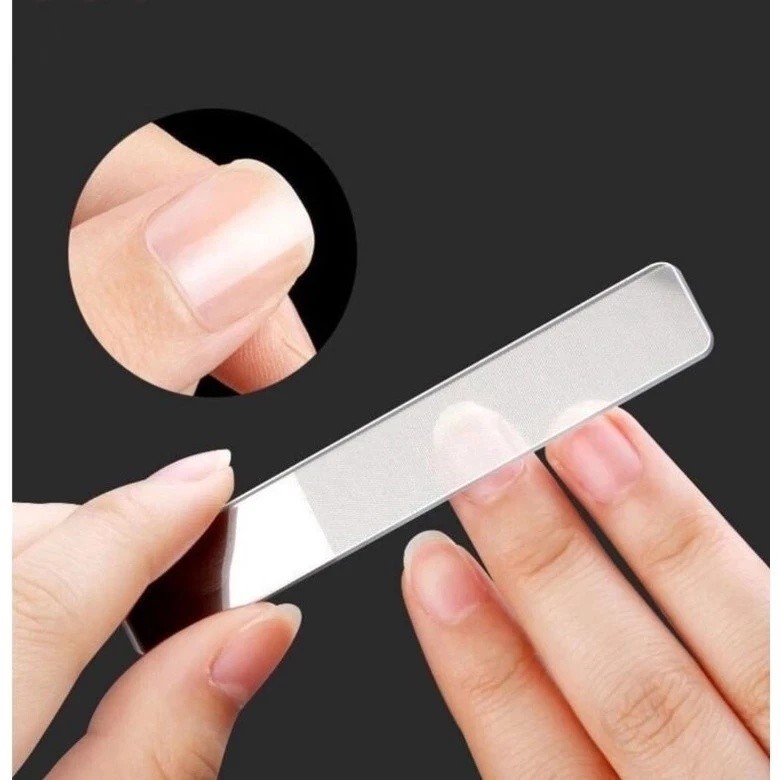 CLEAR MANICURE NAIL FILE พร้อมกล่องรับเล็บ