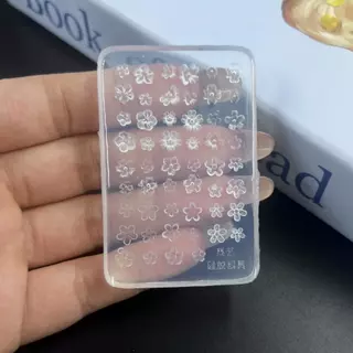 DSTH 1 ชิ้นซิลิโคนเล็บแม่พิมพ์ดอกไม้สไตล์ฝรั่งเศสห้ากลีบดอกไม้ 3D บรรเทาเล็บแม่แบบตกแต่งเล็บเล็บเครื่องมือ HOT