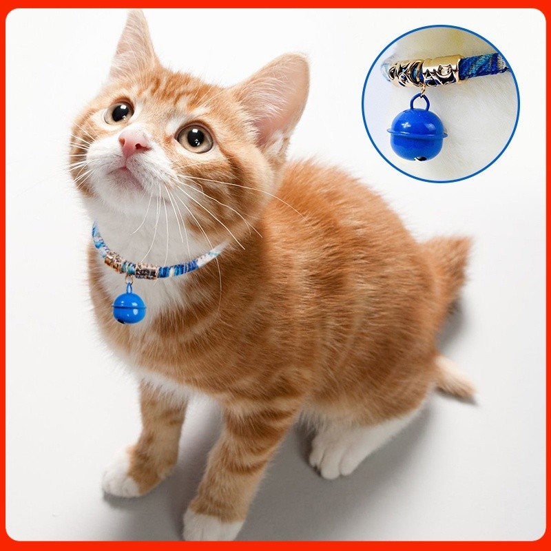 🐱ปลอกคอแมว 🔔กระดิ่งแมว ปลอกคอสัตว์เลี้ยงย้อนยุคปรับได้ ของตกแต่งสัตว์เลี้ยงน่ารัก ป้องกันแมวหาย