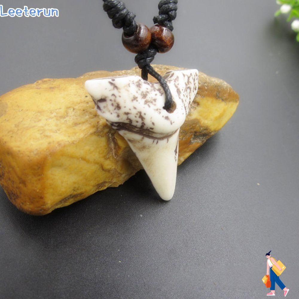 LEETERUN เลียนแบบ Yak Bone Necklace Lucky Vintage Black Amulet