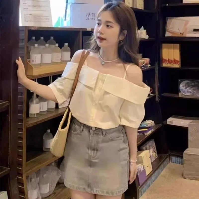 LUNA~Xเวอร์ชั่นเกาหลี เปิดไหล่ สีทึบ เสื้อแขนสั้น เสื้อเชิ้ต รุ่นใหม่