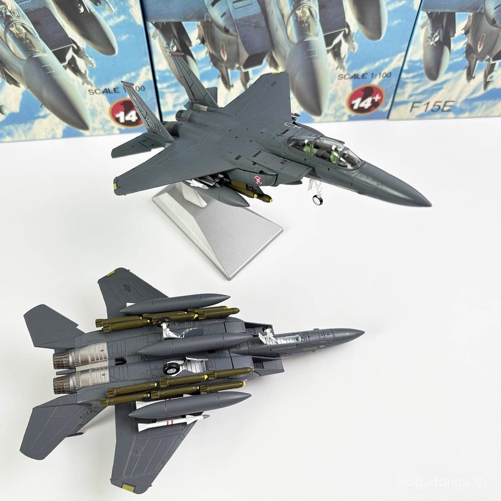 1/100 US Army F-15E Strike Eagle Supersonic Fighting Bomber โลหะผสมจําลองเครื่องบินทหารรุ่นตกแต่ง