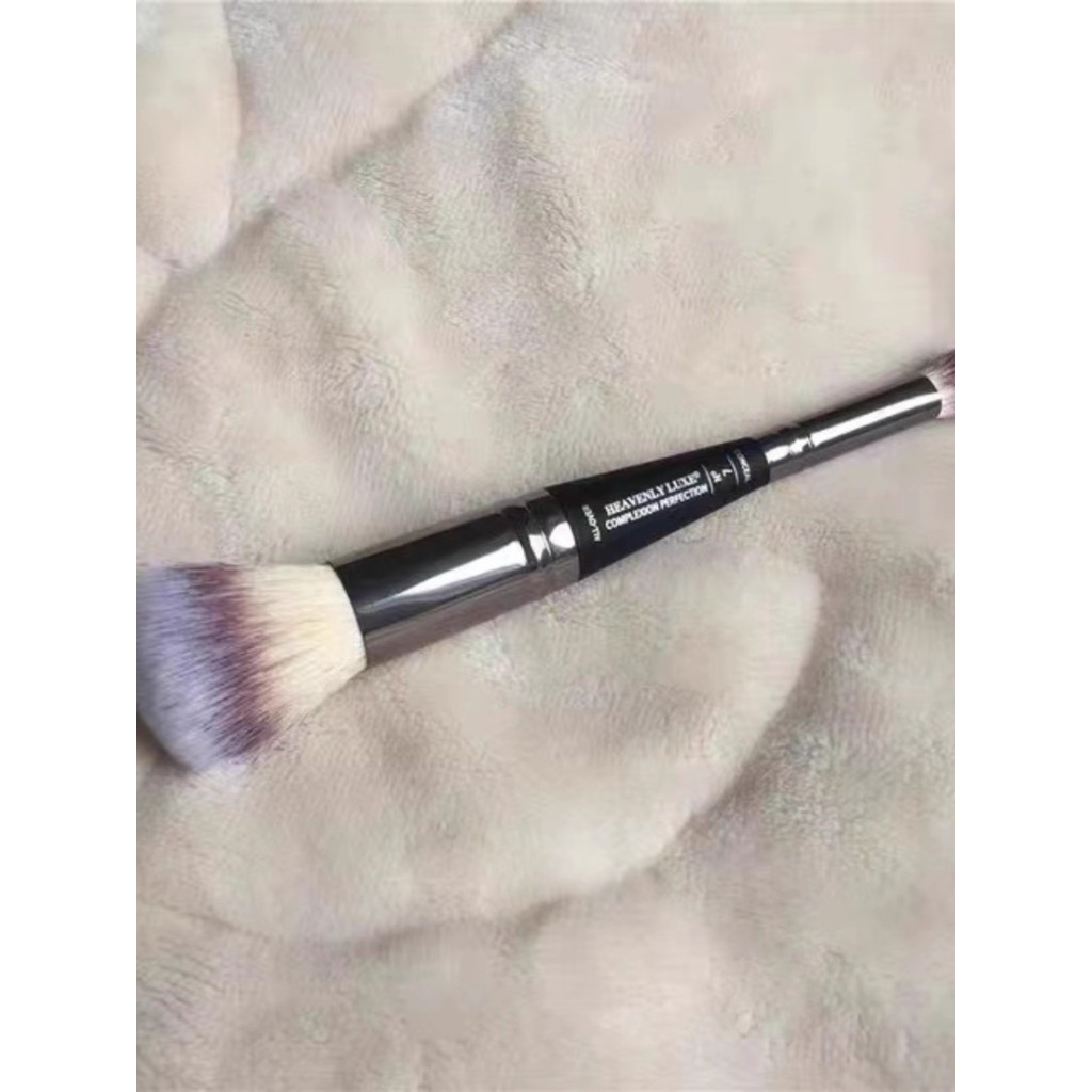 ซื้อสินค้า~Huaxiangjia Ready Stock IT cosSMEtics No. 7 แปรงรองพื้นแบบไม่มีรอยต่อสองหัวแปรงคอนซีลเลอร