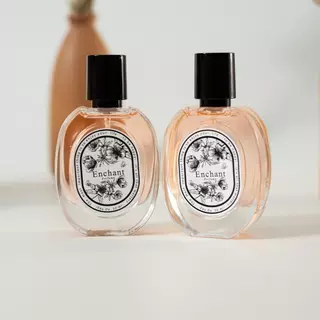 น้ำหอม Enchant ซื้อ 2 แถม 2 น้ำหอมผู้หญิง.กลิ่นหอมดอกไม้ กลิ่นหอมหวานแต่แอบเซ็กซี่ น้ำหอมผู้ชาย หอมหรูหรา 30ml