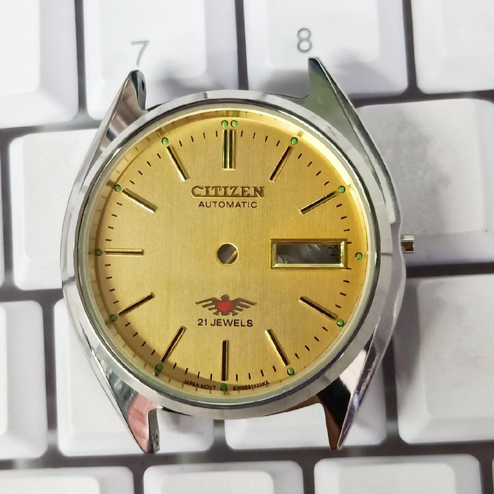 เหมาะสําหรับรุ่นเก่า West Iron City Watch Case 8200 Movement Case Cover Dial Dual Calendar All-Steel