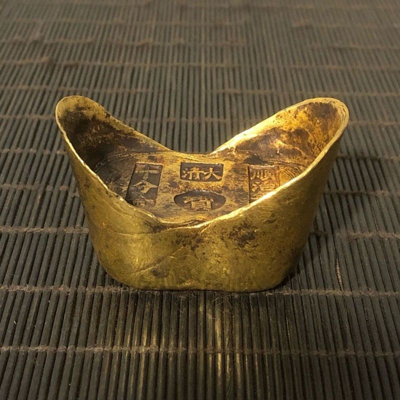 Solid Qing Dynasty Qianlong Yuannian Shifen Gold Ingot Pulp Warm Delicate Old Spice Slim 4.5 กว้าง 2