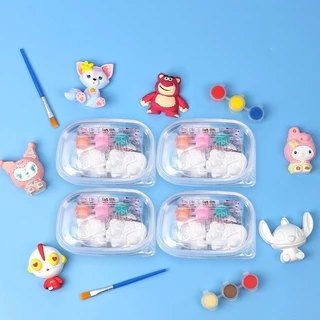 ตุ๊กตาระบายสีเด็ก ของ DIY ตุ๊กตาปูนปลาสเตอร์ 2ตัวสุ่ม พร้อมสีและพู่กัน ของแจกเด็กอนุบาลศิลปะ ของเล่นจิ๋ว ของขวัญเด็ก ชุด