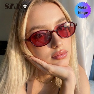 แว่นกันแดดสไตล์คลาสสิค ทรงวงรีไซส์เล็ก ใช้งานได้หลากหลายโอกา…