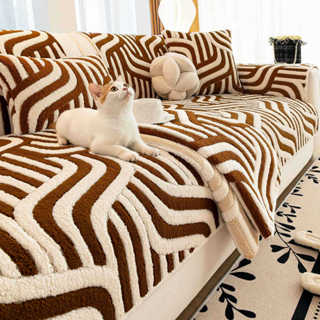 ผ้ารองโซฟาสไตล์ใหม่ เนื้อผ้านุ่มสบาย ดีไซน์และความรู้สึกพรีเ…