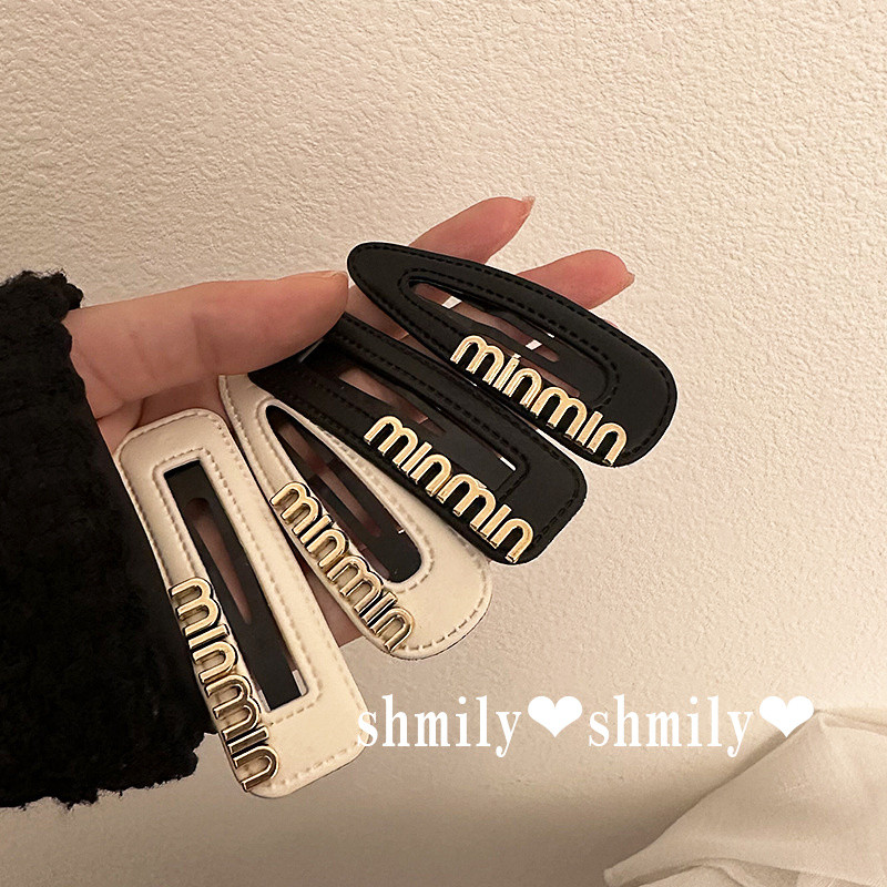 Retro Bangs Clip สีดำและขาว พร้อมความรู้สึกหรูหรา หนีบผมแฟชั่นสำหรับทุกโอกาส