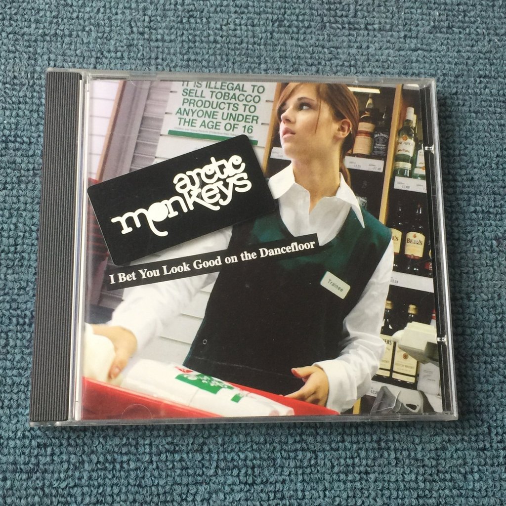 (ไม่มีการปิดผนึก) Arctic Monkeys I Bet You Look Good On The Dancefloor ying1