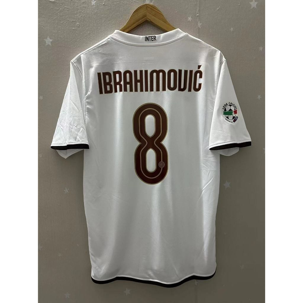เสื้อบอลแขนสั้น Retro Edition สำหรับ Adriano Ibrahimovic และ Figo คุณภาพสูง