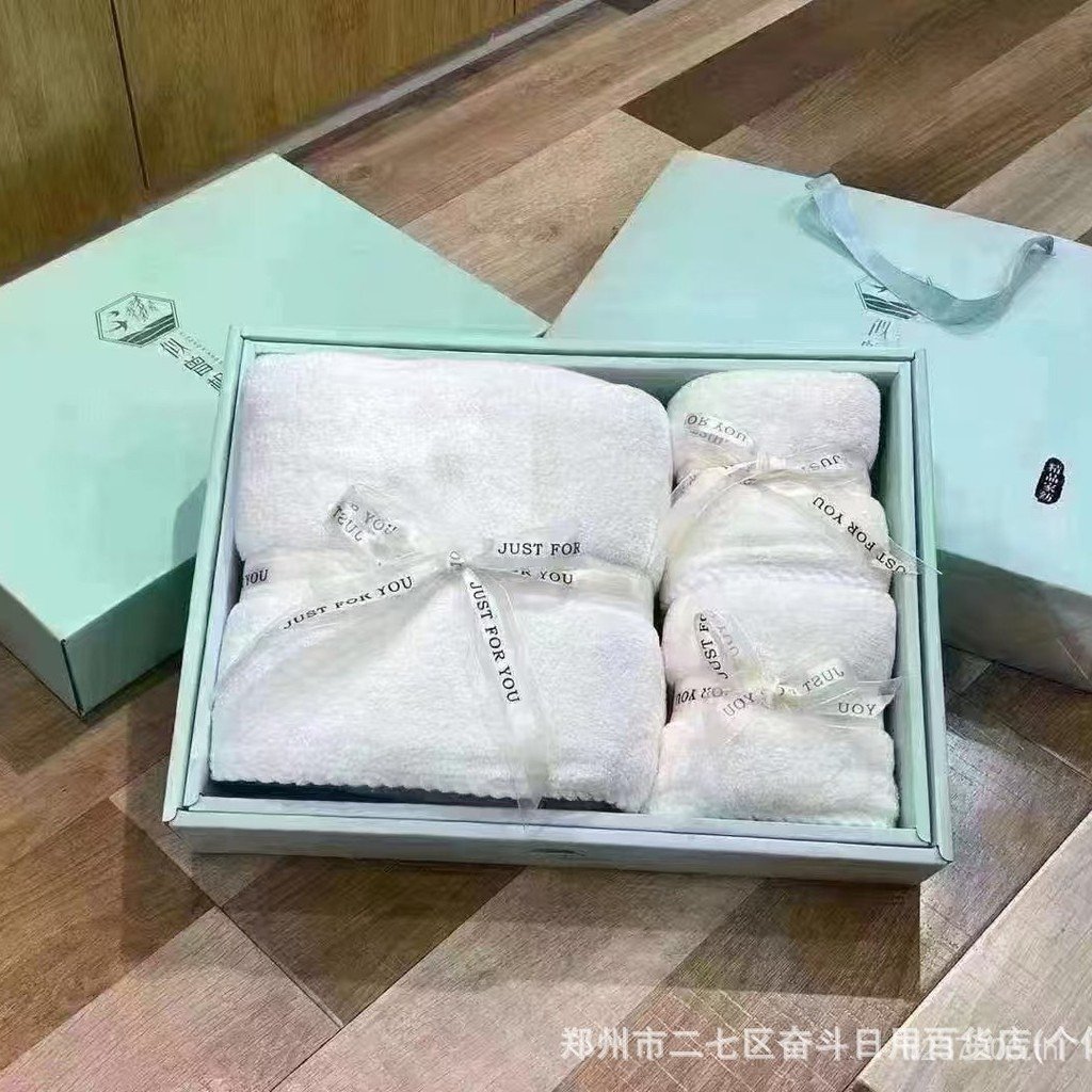 รับรอง Enterprise Beauty Marshmallow ผ้าเช็ดตัวมือบริษัทผ้าเช็ดตัวขายส่งของขวัญเครื่องประดับสามชิ้นผ