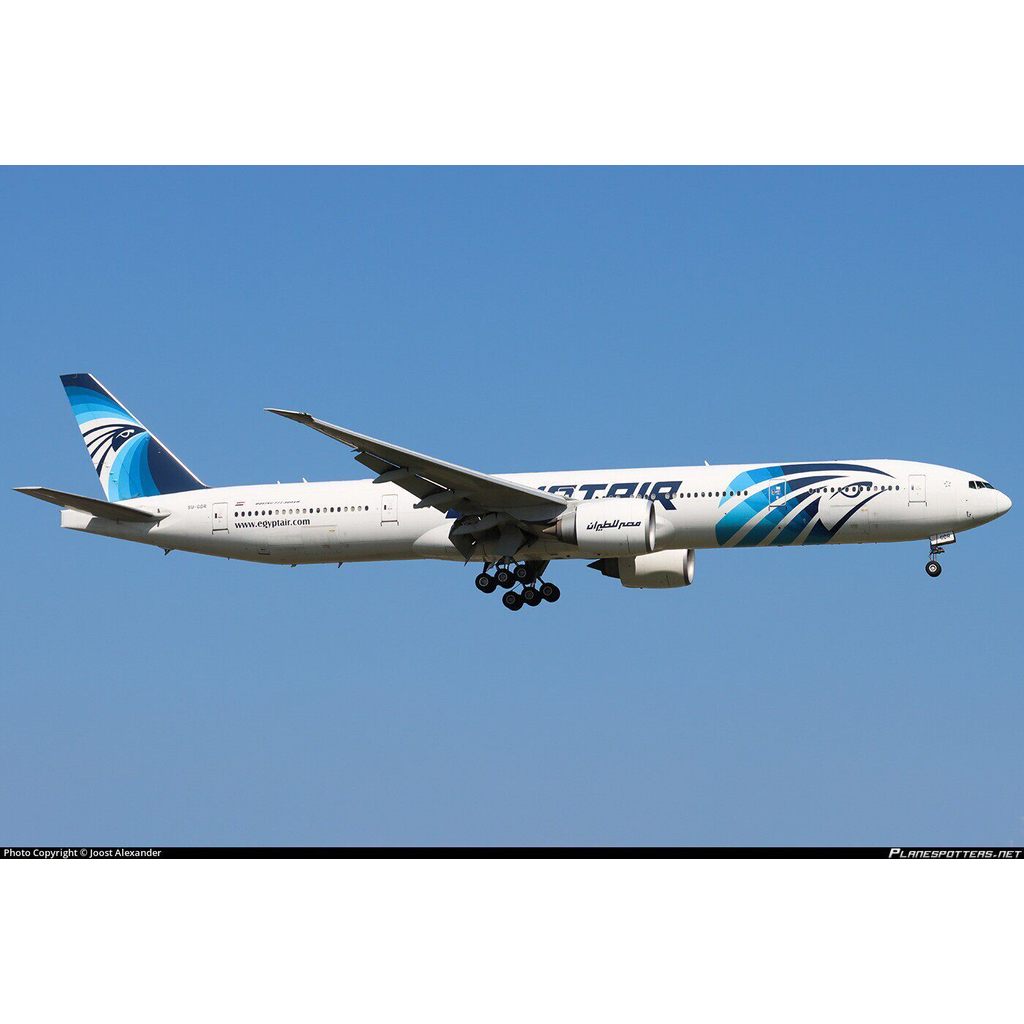#1:: : รุ่น 400#PH埃及航空B777-300เป็น หมายเลขลงทะเบียน: