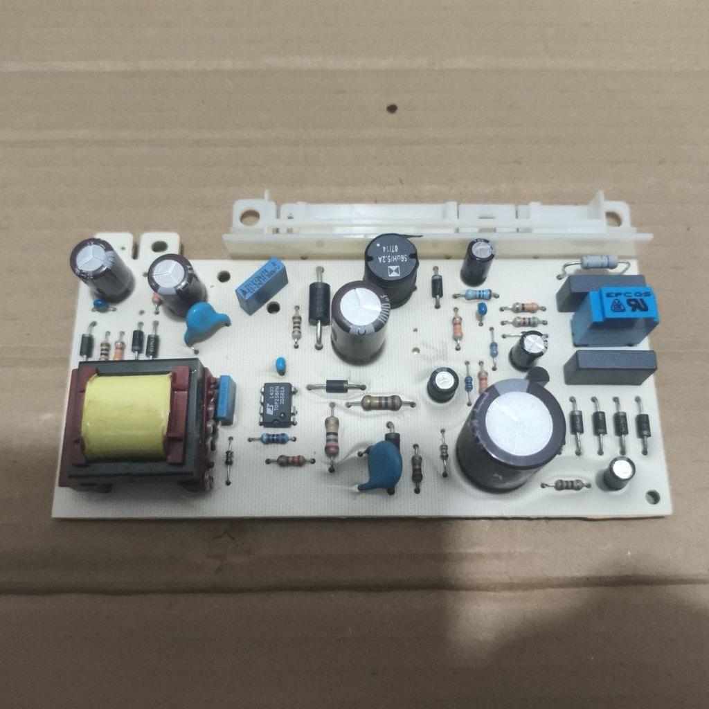 แผงแหล่งจ่ายไฟตู้เย็น Siemens รุ่น 9000917214