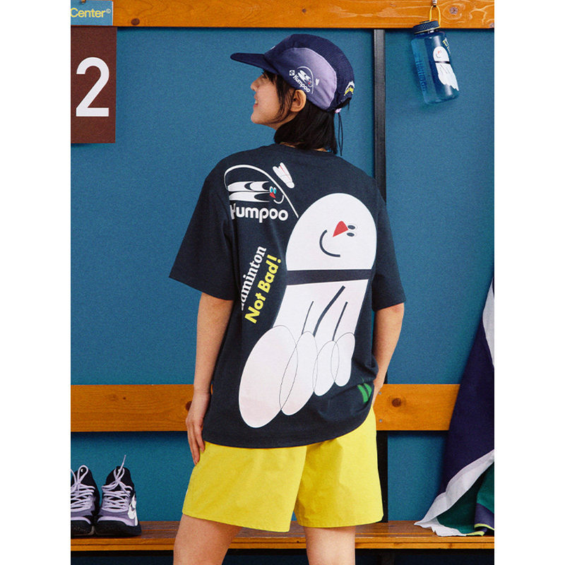 สินค้ามีในสต็อก เสื้อยืดแบด 2025  คอลแลปครอส แบรนด์ฮิต แห้งเร็ว สำหรับชายหญิง คู่รัก ฝึกซ้อม/แข่งขัน ดูดซับเหงื่อ
