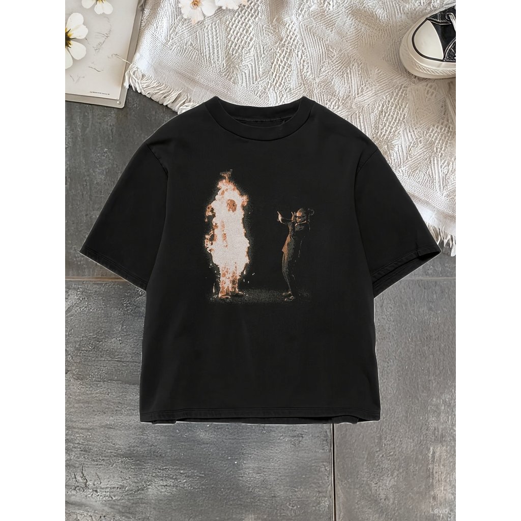เสื้อยืดกราฟิกแร็ปสีดำสำหรับผู้ชาย - เสื้อ Merch Hip Hop ลาย 'We Don't Trust You'