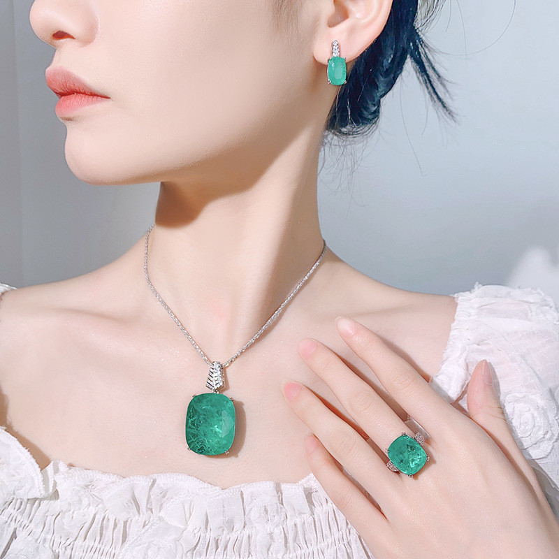 ชุดเครื่องประดับพิเศษ พร้อมต่างหู พลอย Paraiba สร้อยคอ และแหวน ดีไซน์พรีเมียม เหมาะสำหรับเป็นของขวัญให้เด็กผู้หญิง