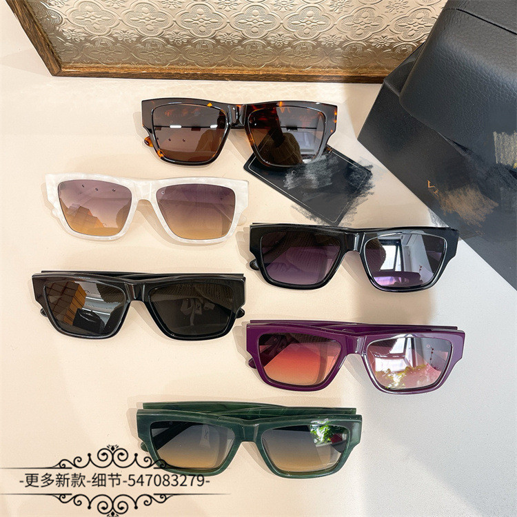 WSUX Ve***ce Square frame sunglasses, popular online, stylish unisex sunglasses ve372
