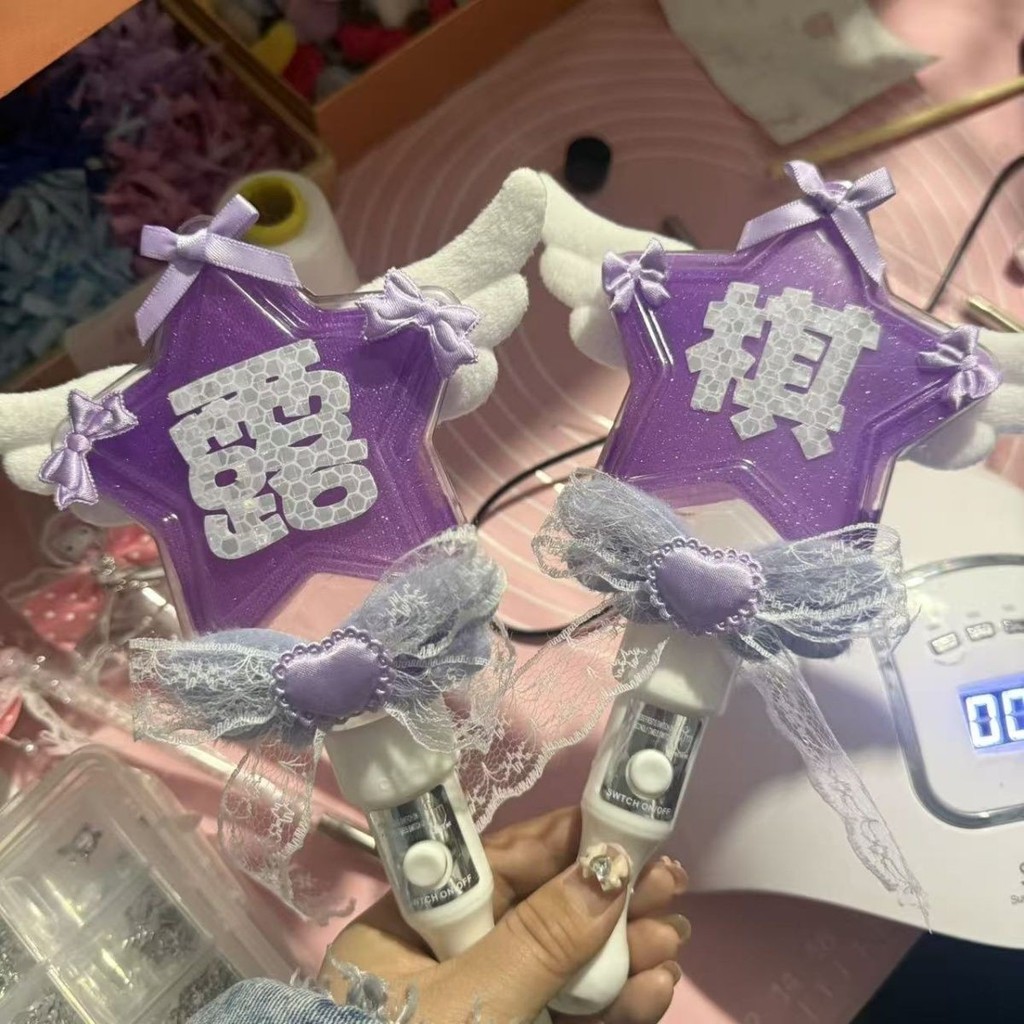 Star Light Stick สนับสนุนผลิตภัณฑ์สําเร็จรูปสามารถเชื่อมโยงได้ตลอดเวลาบนแฟลช Stick Strobe Light Stic