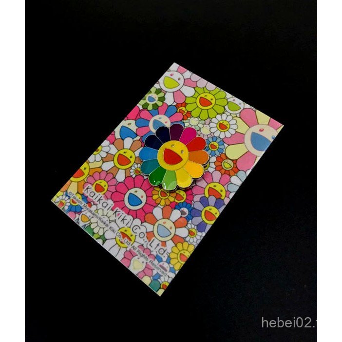 เข็มกลัดดอกทานตะวันสีสันสดใส โดย Takashi Murakami