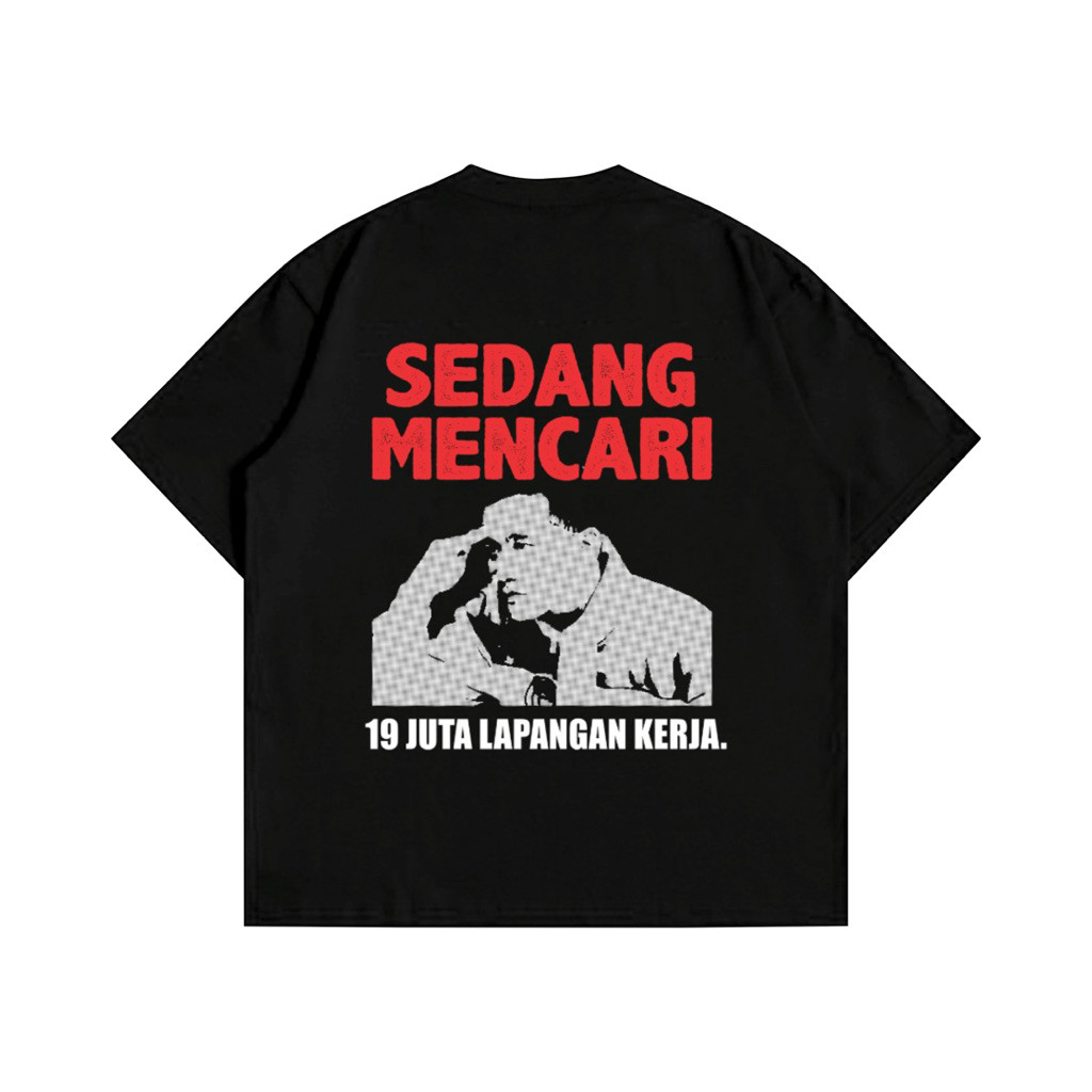 เสื้อยืดขนาดกลาง DANCES 19 MILLION FIELD WORK TEE