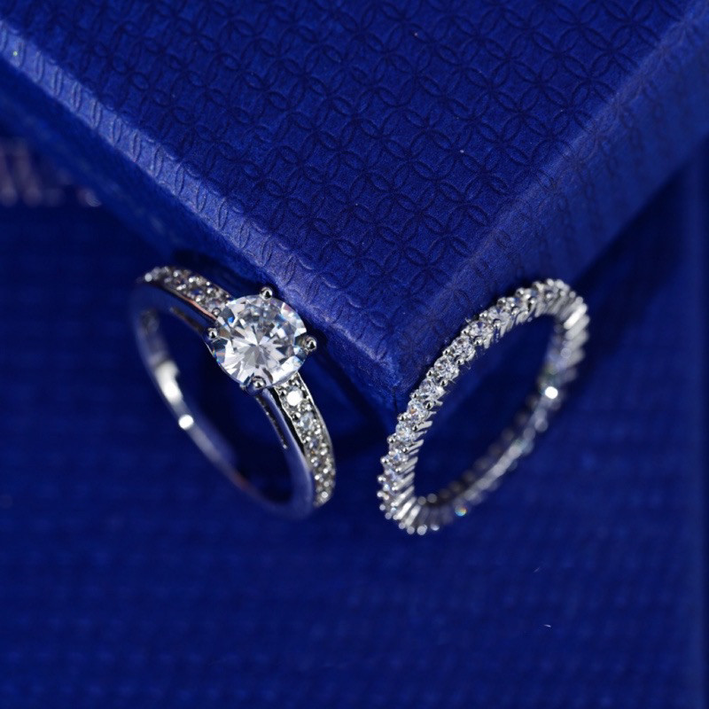 🇹🇭พร้อมส่งทีไทย🇹🇭 Swarovskของแท้100%Attract Promise of Love Personality Simple Double Ring Stackable Female RingGift