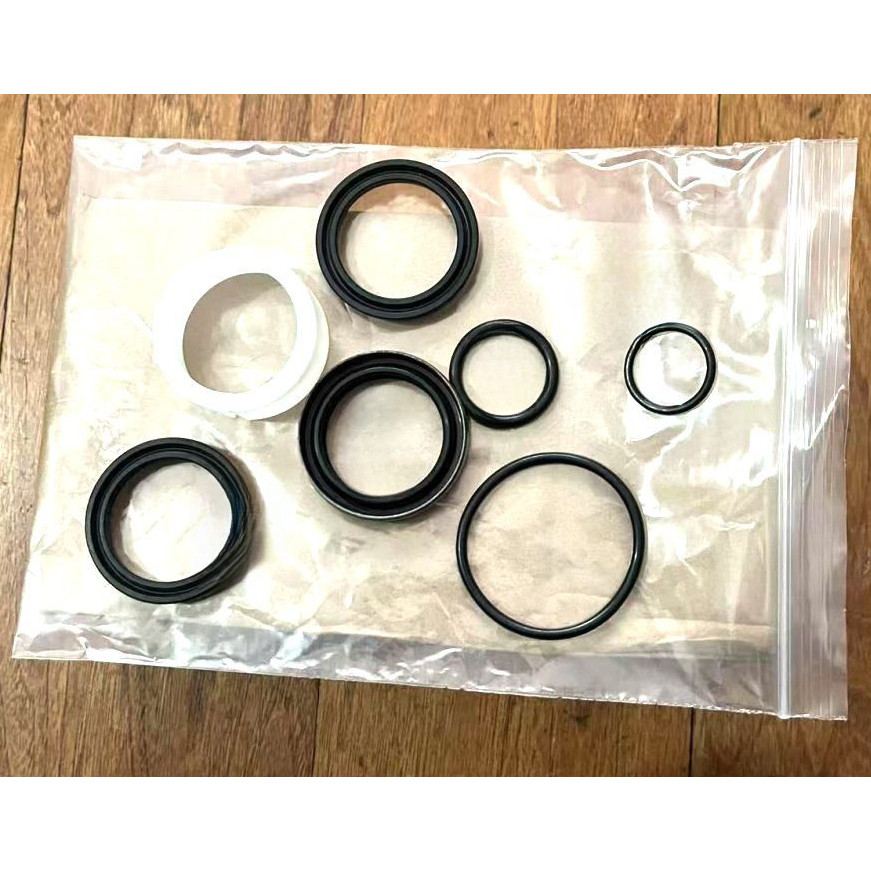 ชุดซ่อมซีลกระบอกไฮดรอลิกยก Toyota รหัส 04654-10340-71 สำหรับรถยกไฟฟ้า Toyota 7FBR15/7FBE15 (ชุดซ่อมซ