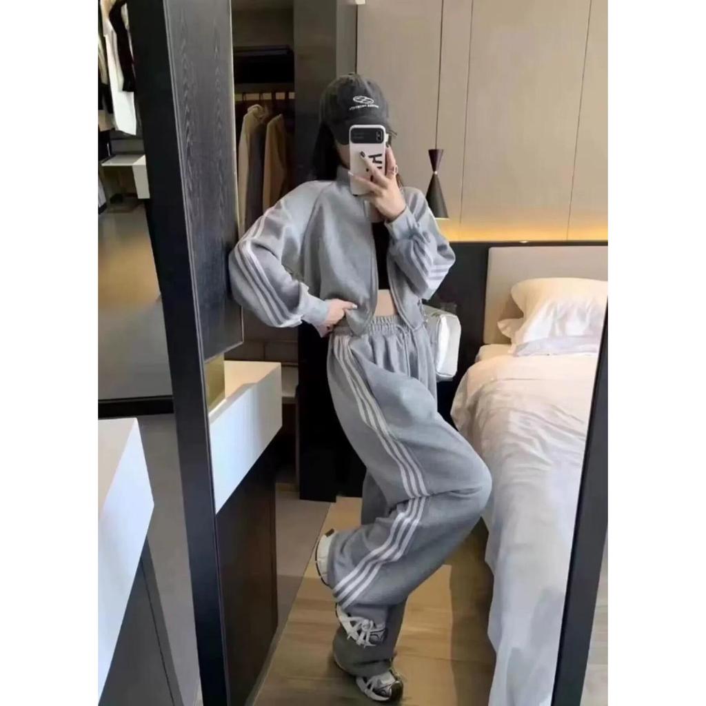 ชุดเซ็ต2ชิ้น เสื้อแขนยาว+กางเกงขายาว เท่มากทรงสวย งานใส่สบาย ดูเทลดีแต่งแขนสวย-B1668