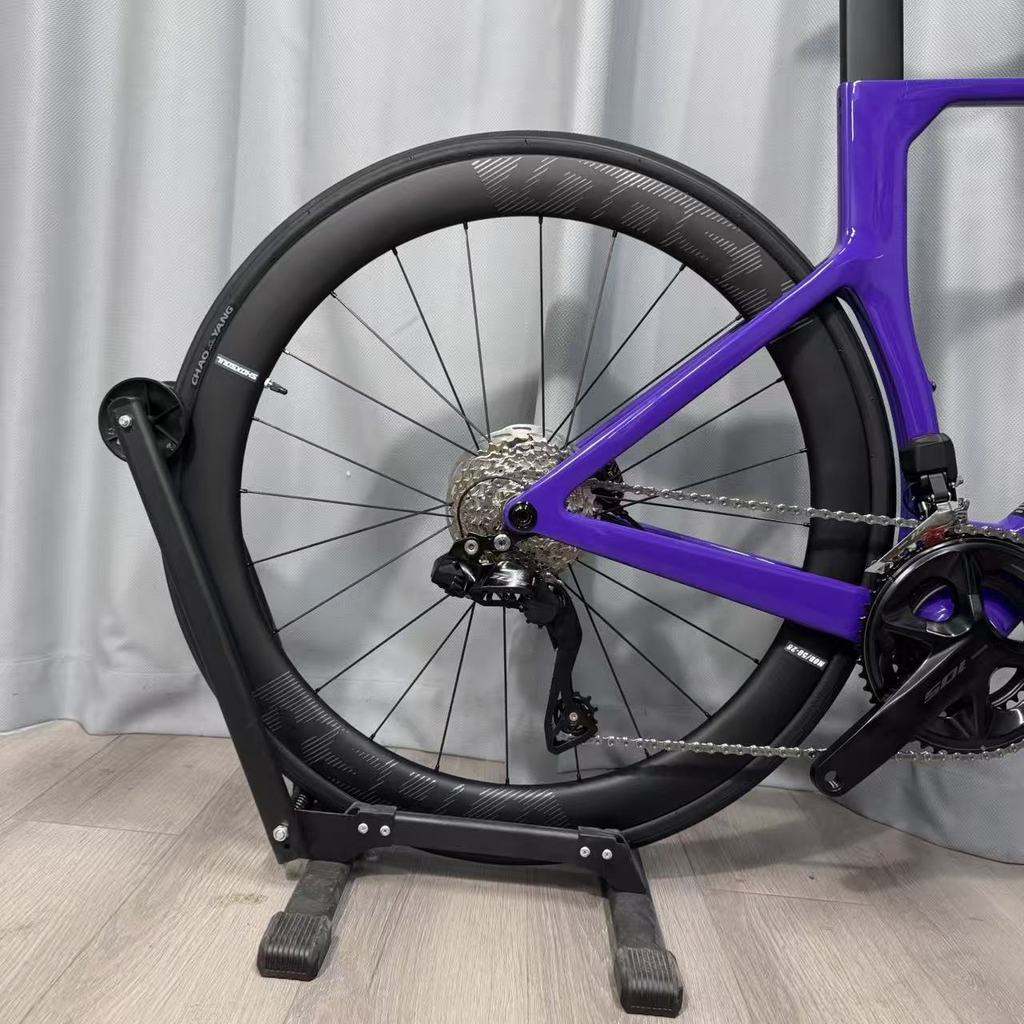 SOULSHOX ชุดล้อคาร์บอนไฟเบอร์ One-Piece Molding 700c สำหรับจักรยานเสือหมอบ ใช้ขอบล้อจากคาร์บอน T800