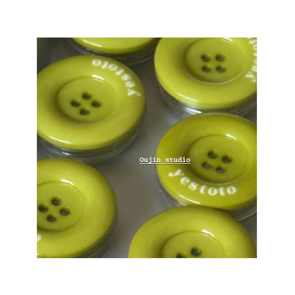 เกาหลี Niche Design Refreshing ปุ่มอะคริลิคตัวอักษรที่วางโทรศัพท์ผลไม้สีเขียวแม่เหล็ก Lazy Holder All-Match