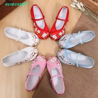 รองเท้าเต้นสำหรับเด็กผู้หญิง แบบลายดอกไม้บนพื้นนิ่ม น้ำหนักเบาและใส่สบาย เหมาะสำหรับคลาสเรียนเต้นรำ