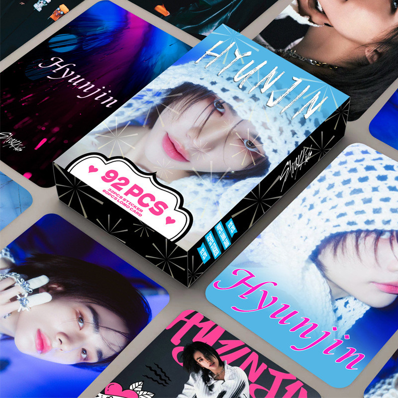 การ์ดรูปถ่ายกล่อง 92 ชิ้น Hyunjin Hyunjin การ์ด LOMO สองด้าน Straykids การ์ดคอลเลกชันภาพถ่าย