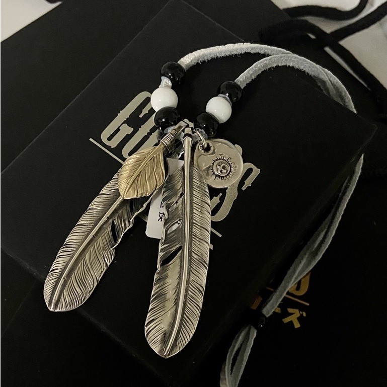 GORO'S s925 Sterling silver Seiko glass beads suede rope feather necklace