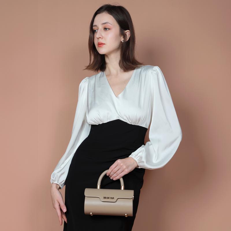 Milan Chiva รุ่น Barrel Bags กระเป๋าถือสำหรับผู้หญิง กระเป๋าถือคล้องมือ ทรงยาวเล็ก (MC-4001)