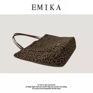 EMIKA กระเป๋าผ้าใบลายเสือดาว 2 ด้าน ขนาดใหญ่ พกพาสะดวก ทนทานสุดๆ กระเป๋าสะพายข้าง กระเป๋านักเรียน ใส่ipadได้