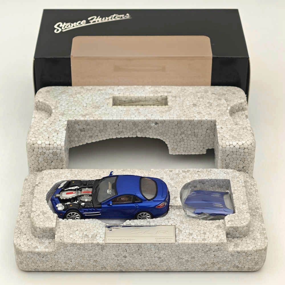 อาวุธถนน 1: 64 Mercedes-Benz SLR McLaREN รุ่นเปิดฝาครอบจําลองโมเดลรถโลหะผสมพร้อมสต็อก