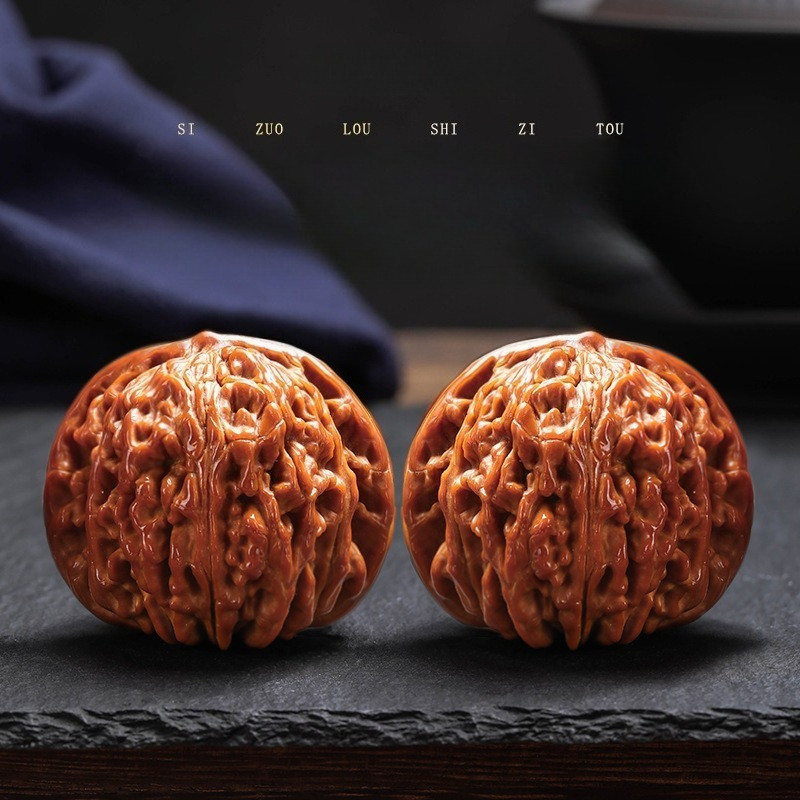 คู่พรีเมี่ยม Wenwan Walnuts Sizuolou Lion Head สร้อยข้อมือเครื่องประดับมือถือที่เล่นได้
